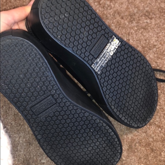 black non slip converse